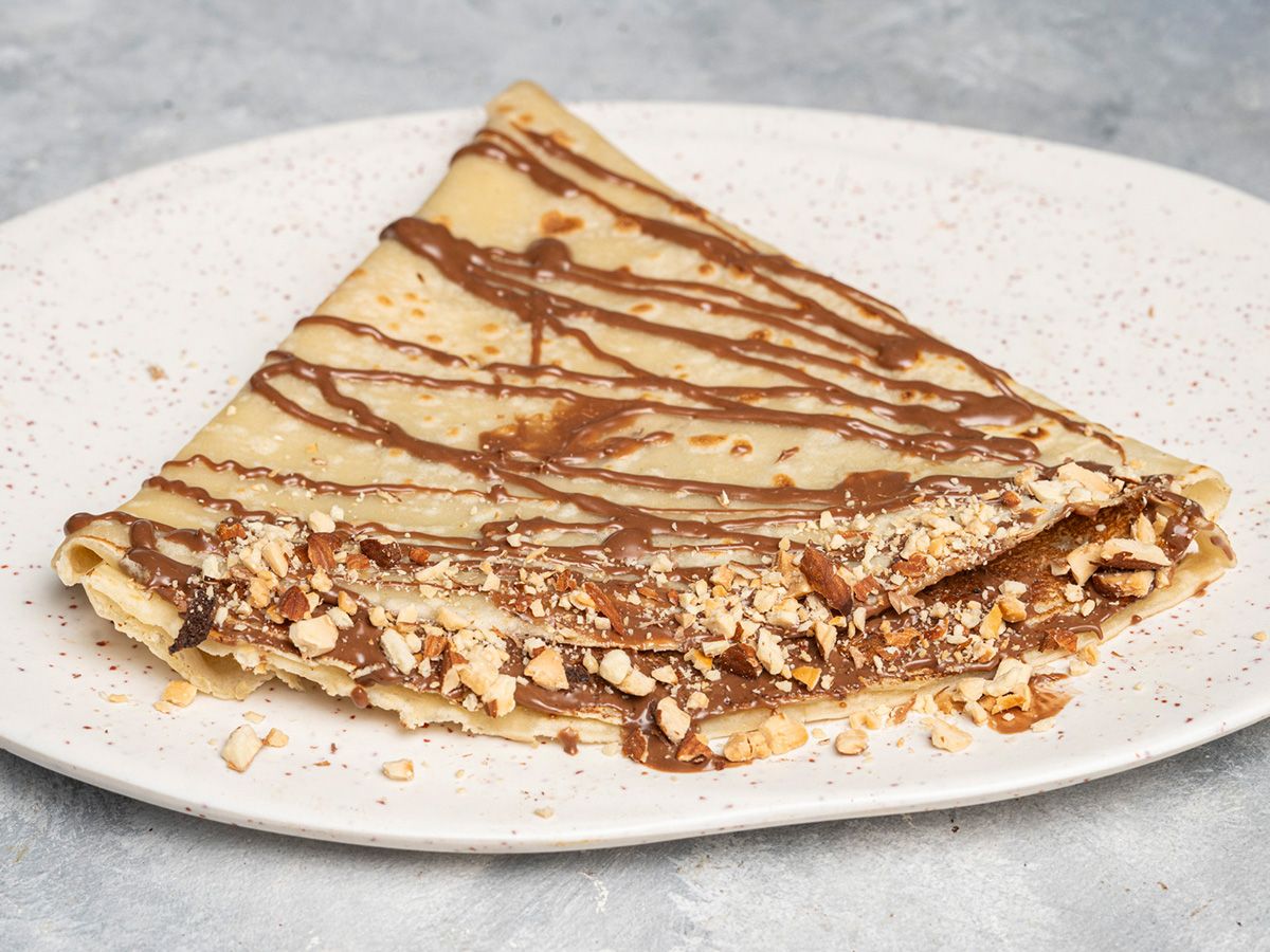 Nutella Nuts Crepe