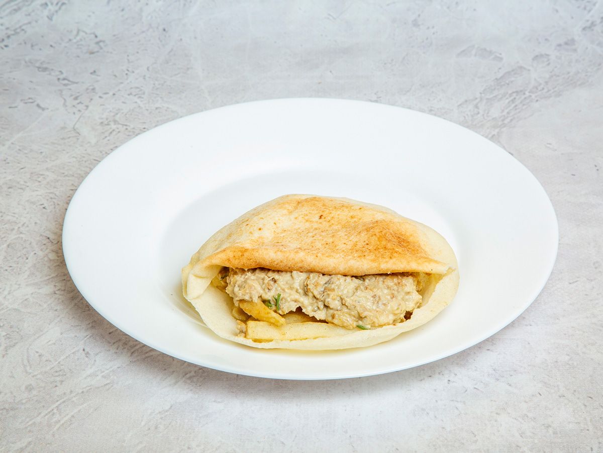 French Fries with Baba Ghannoug Sandwich