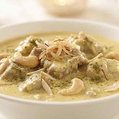 Akbari Gosht (Cashew and Onion)