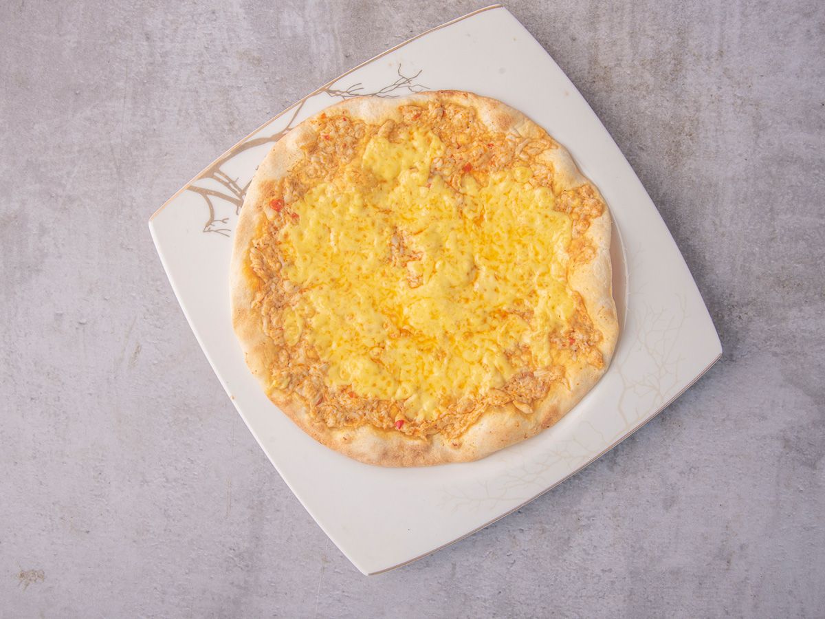 Shish on mozzarella dough pastries