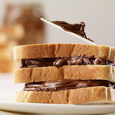 Al-Qadeyah Nutella Sandwich