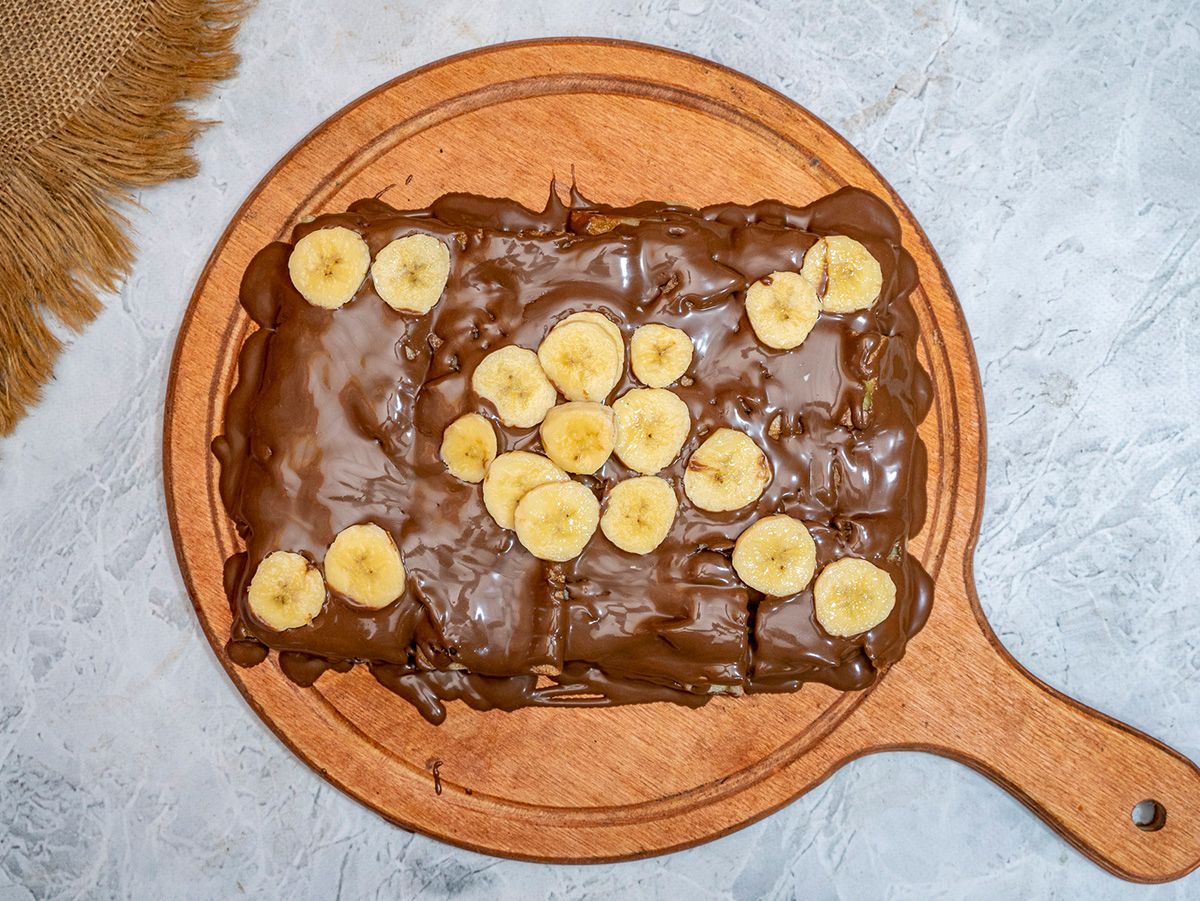 chocolate and banana pie