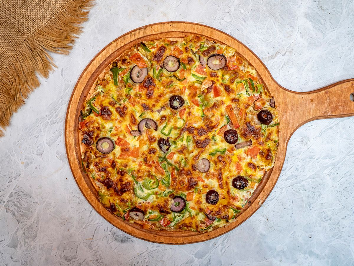 crispy kiri Oriental pizza