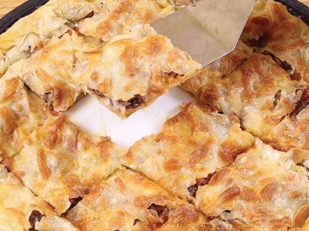 Sausage Pie Al Dawar