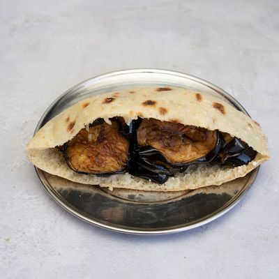 Fried eggplant Oriental sandwich