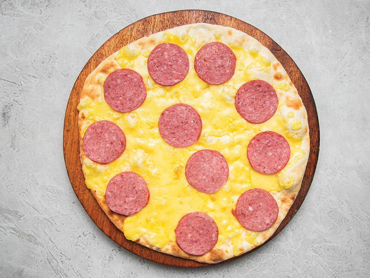 Salami And Kashkaval Manoucheh