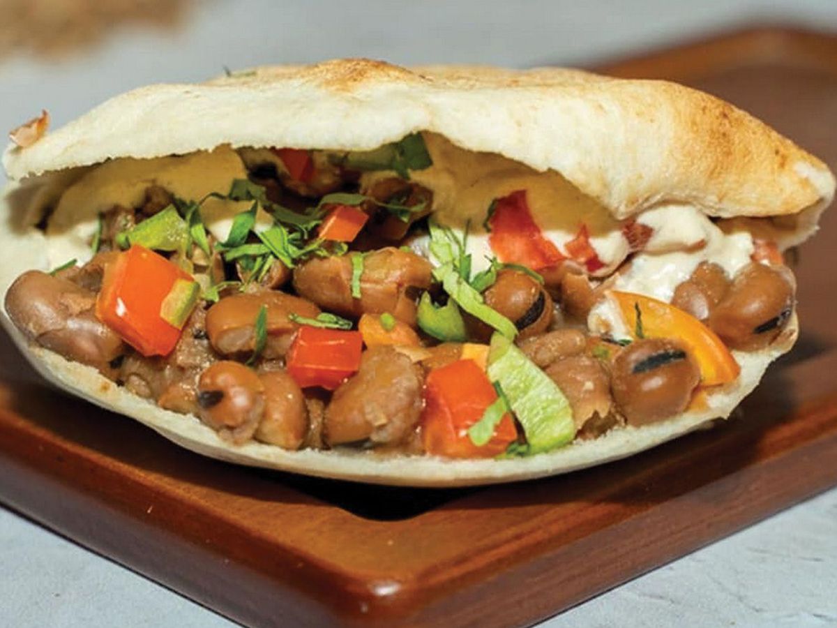 Alexandrian Fava Bean Sandwich