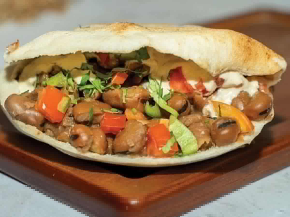 Alexandrian Foul Sandwich
