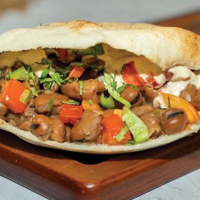 Green Pepper Foul sandwich