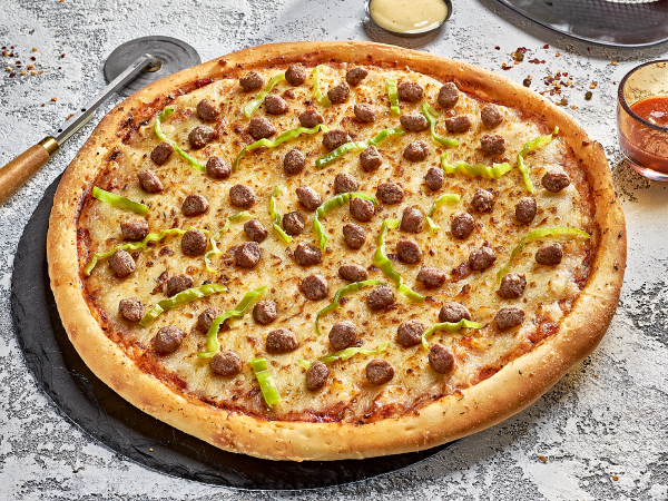 Triple cheese pizza