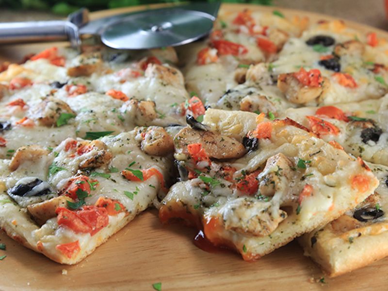 Alfredo Pizza