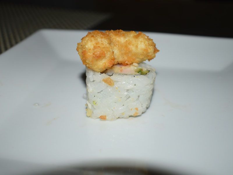 Am Oth Shrimp Roll - 8 Pieces