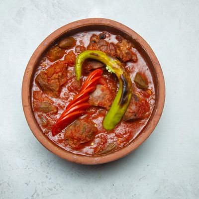 طاجن بامية مع موزات