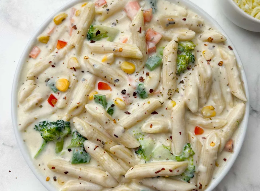White Sauce Pasta