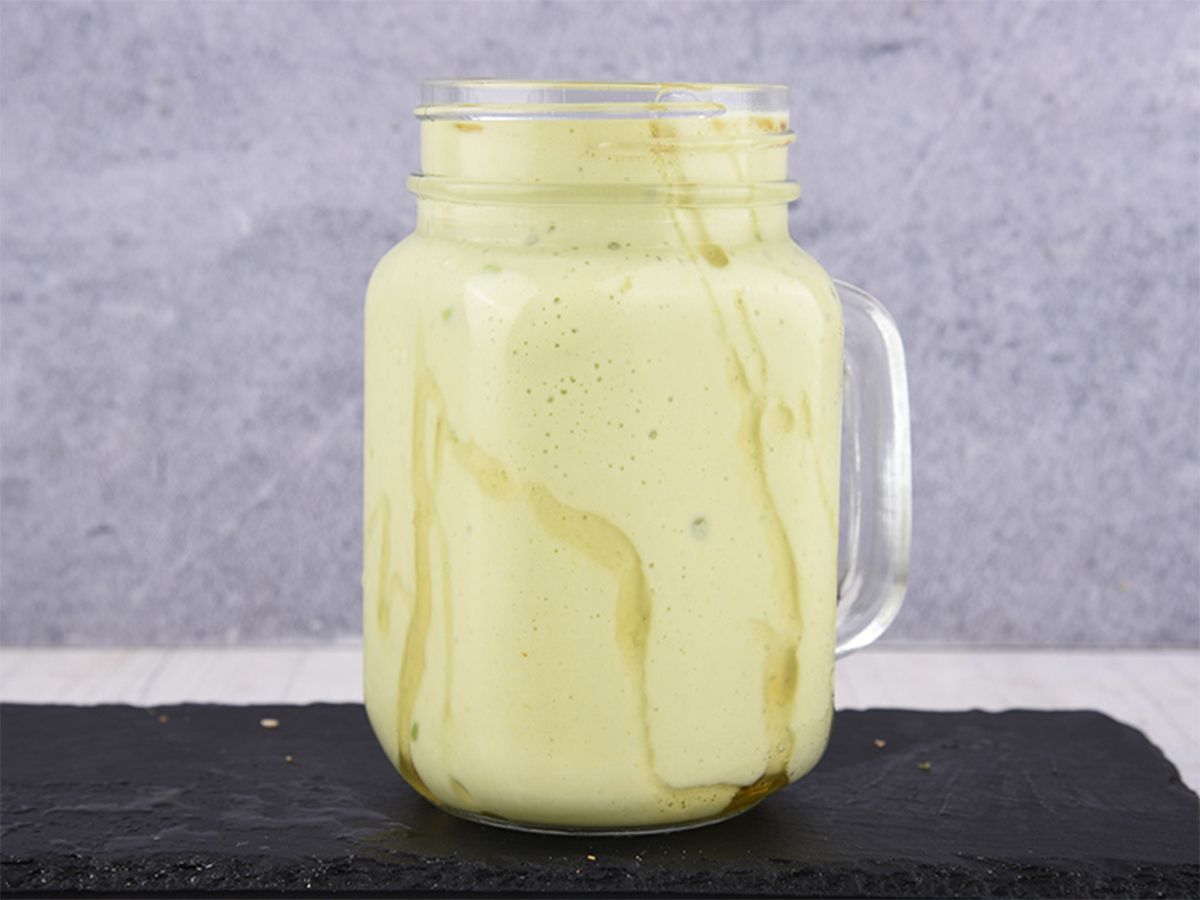 Avocado With Kiwi Juice