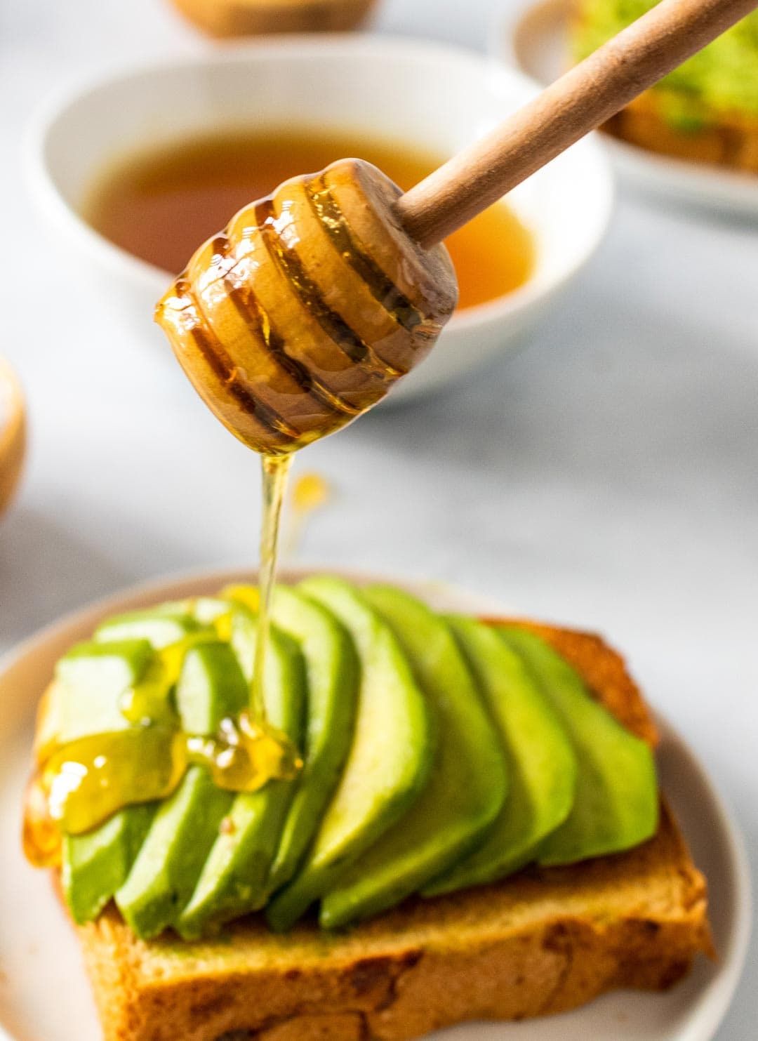 Avocado With Honey And Kiwi