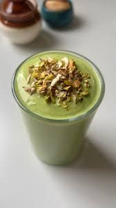 Avocado With Honey And Nuts