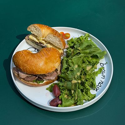 Roast Beef Bagel