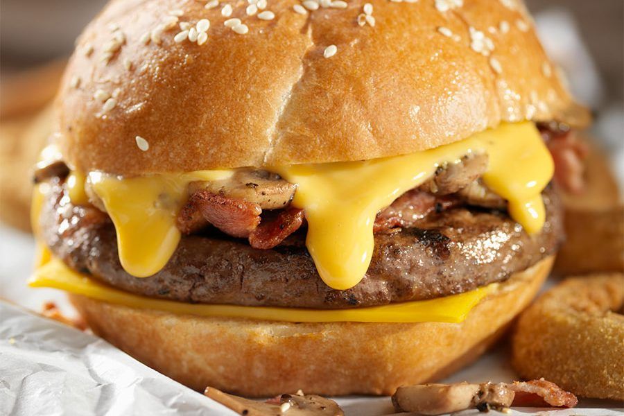 Bacon Burger with Cheddar Cheese