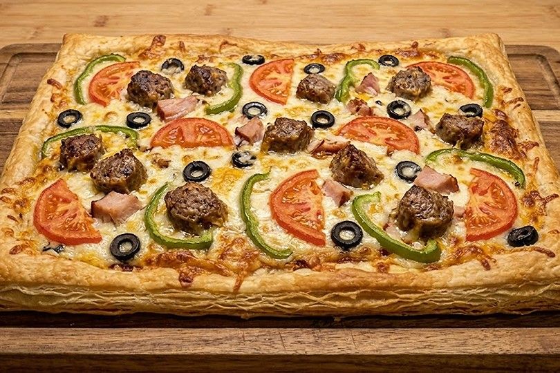 Baladi Sausage Feteer