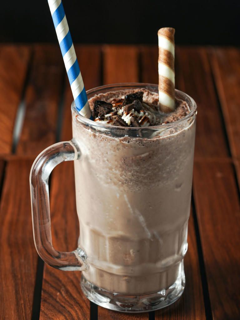 Banana And Oreo Juice