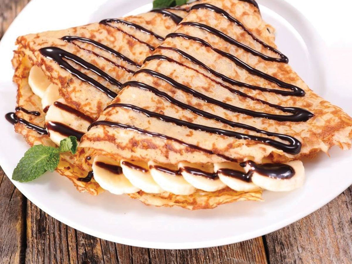 Chocolate and banana crepe