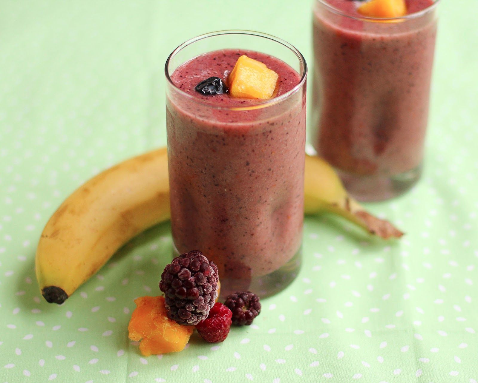 Banana With Berry Smoothie