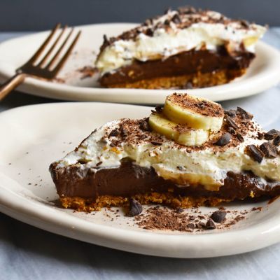 Chocolate With Banana Pie