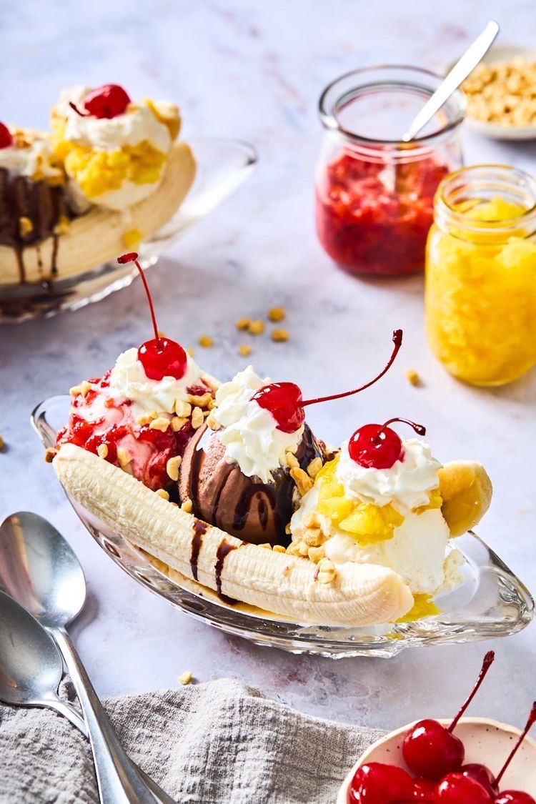 BANANA SPLIT Ice cream