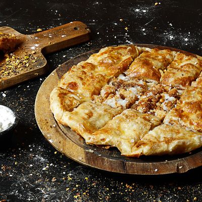 Medium Basbousa Pie
