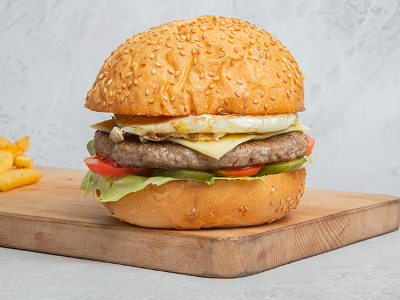 Beef Burger Sandwich With Eggs And Cheese