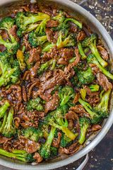 Meat With Broccoli Sauce Platter