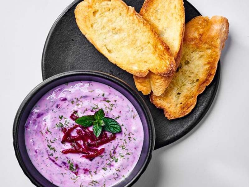 Beet Tzatziki