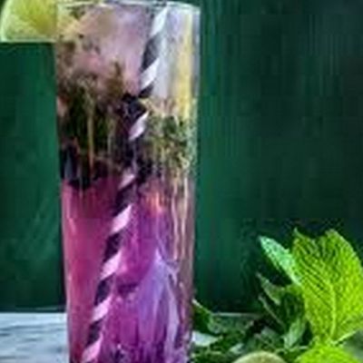 Berries Mojito