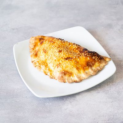 Mozzarella cheese pastries
