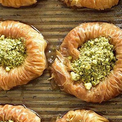 Aish El Bolbol Baklava / Mesht (Nuts)