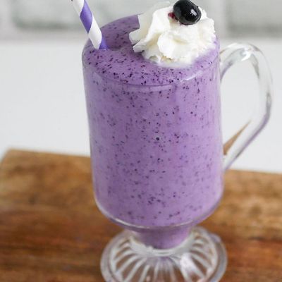Blueberry Milkshake