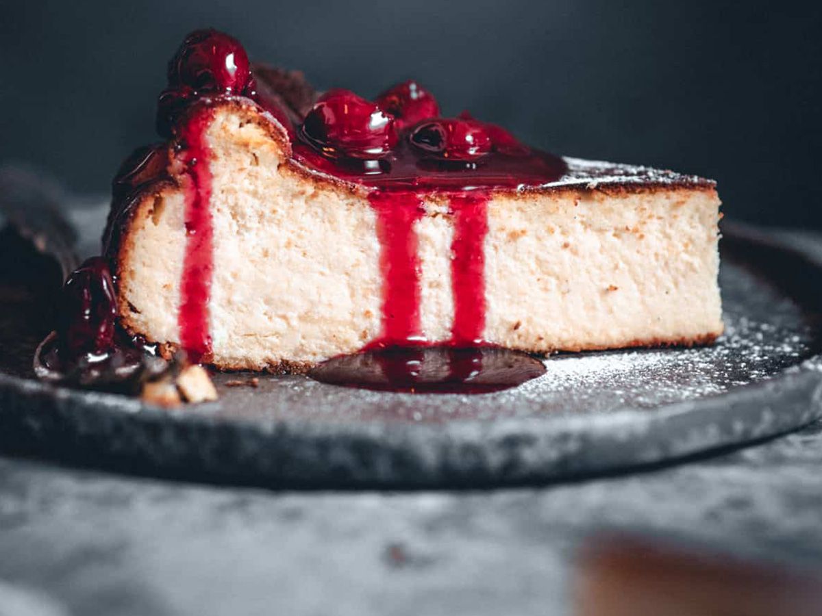 San Sebastian Cheesecake With Blueberry Topping