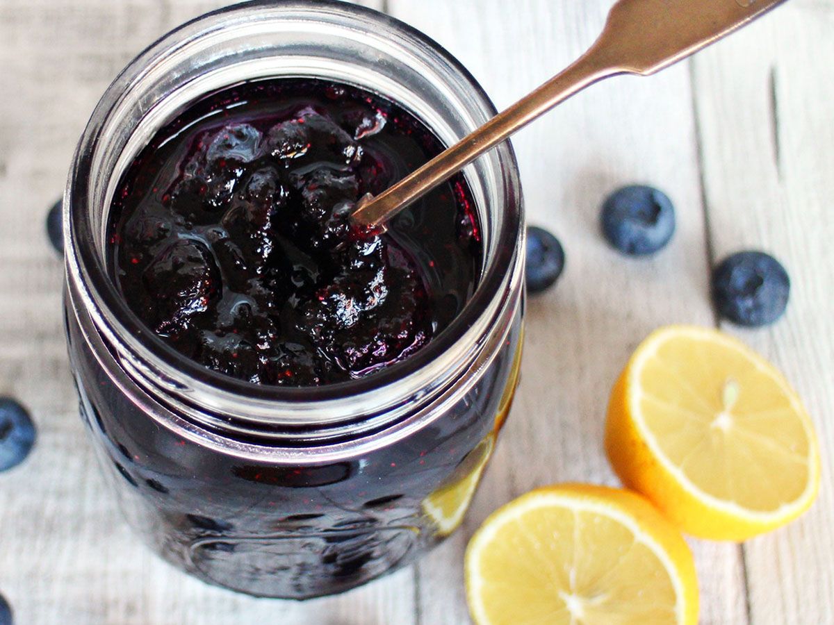 Blueberry jam yoghurt