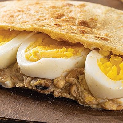 Foul and Boiled Egg Sandwich