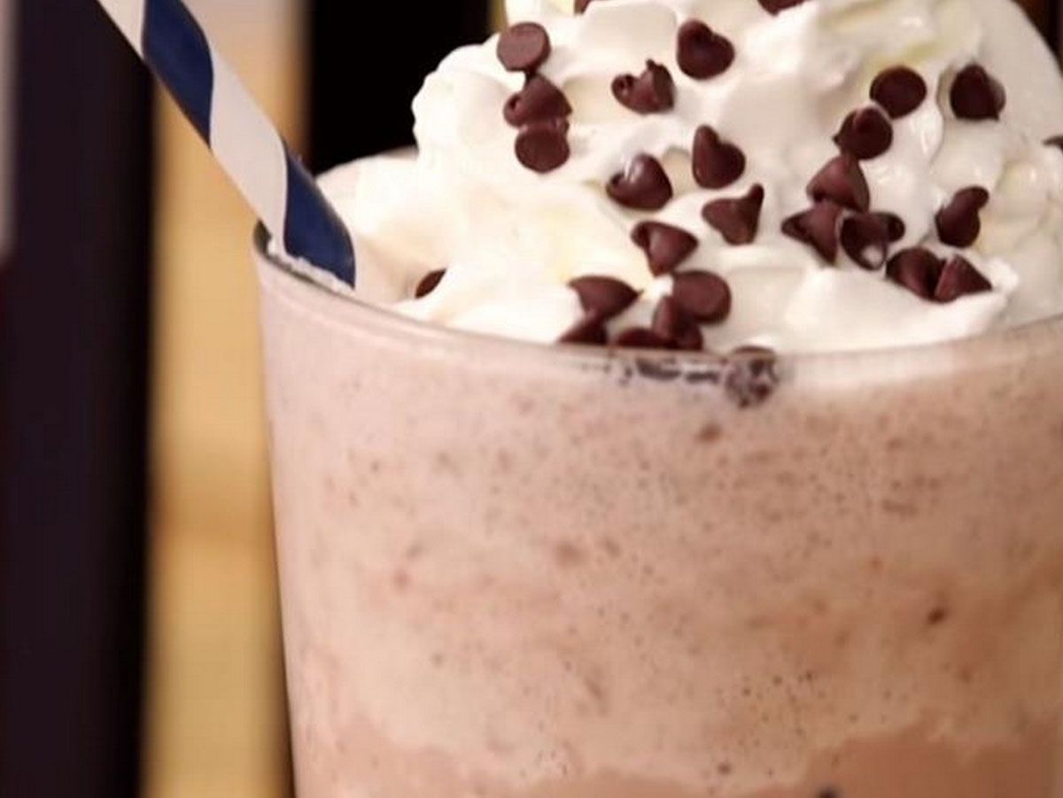 Brownie Frappe With Bun