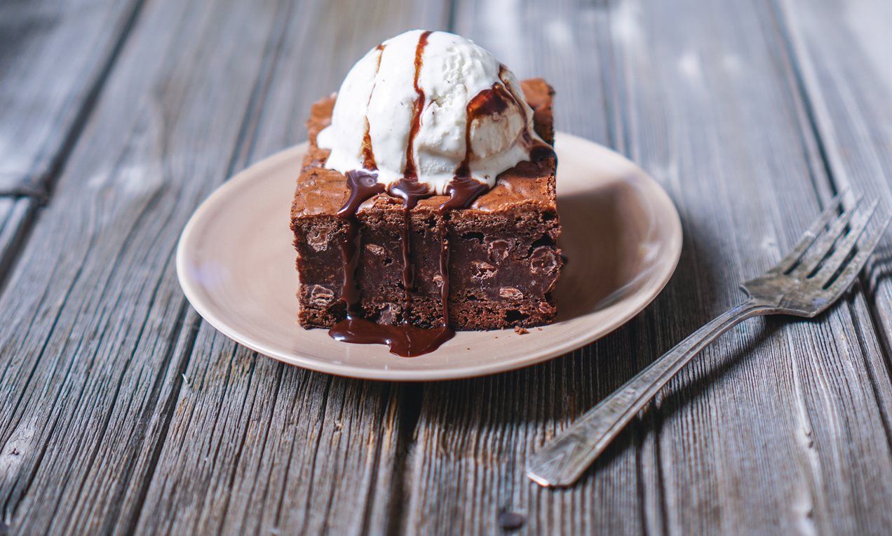 Brownies with ice cream