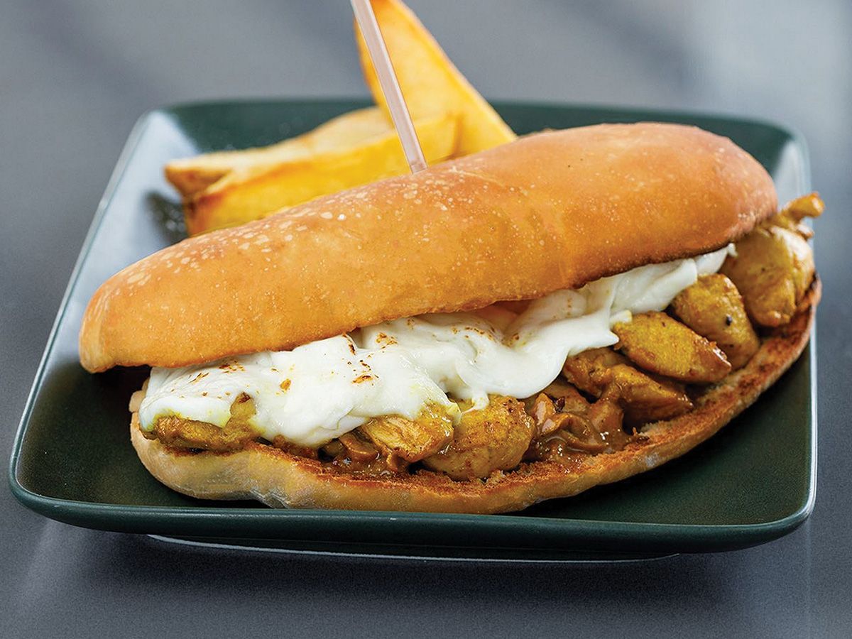 BUTTER CHICKEN BURRATA Sandwich