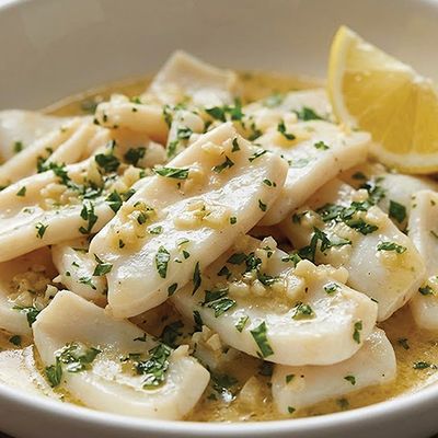Quarter cuttlefish with butter