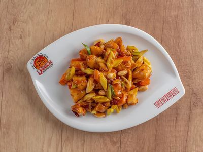 C02 - Spicy Kun Pao Chicken With Peanuts
