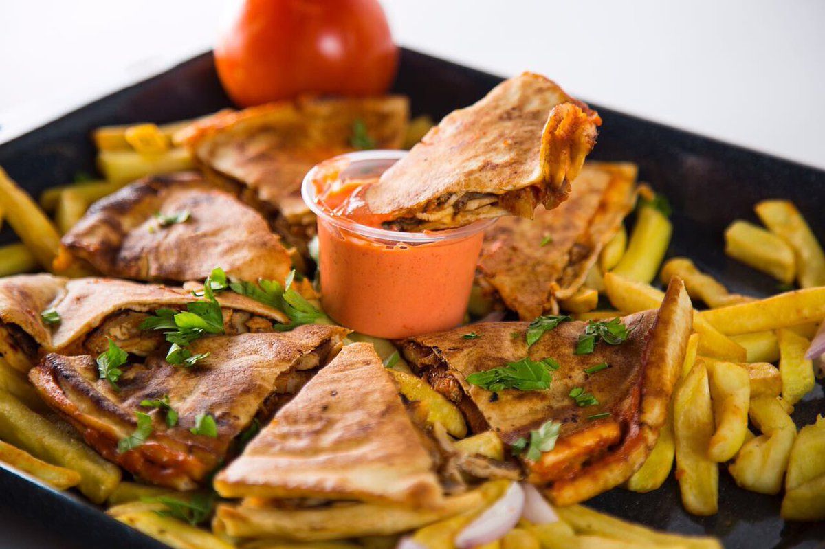 Shawerma Pie Sandwich