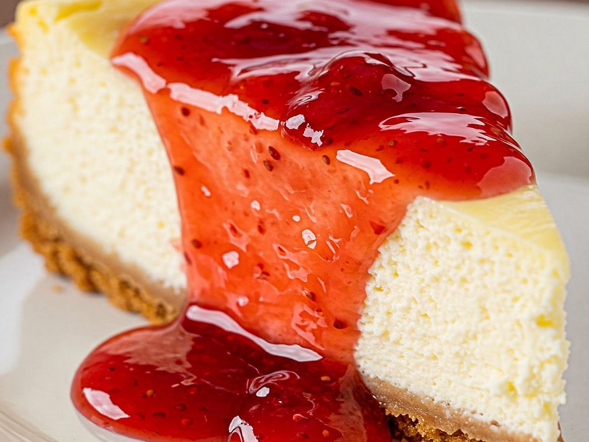 CHEESECAKE STRAWBERRY