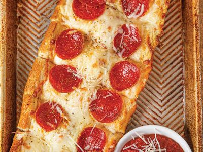 Cheesy Pepperoni Garlic Bread