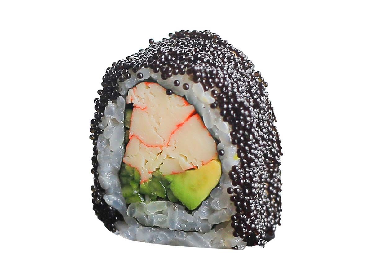 Ura maki tuna caviar roll