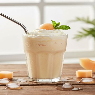 Cantaloupe with Milk Smoothie